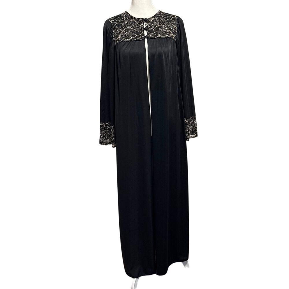 Shadowline Size S Long Robe Housecoat Lace Black Whimsygoth